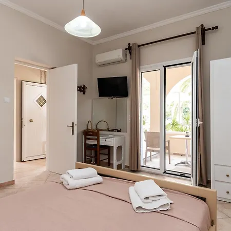 Mentikas Studios Apartment *