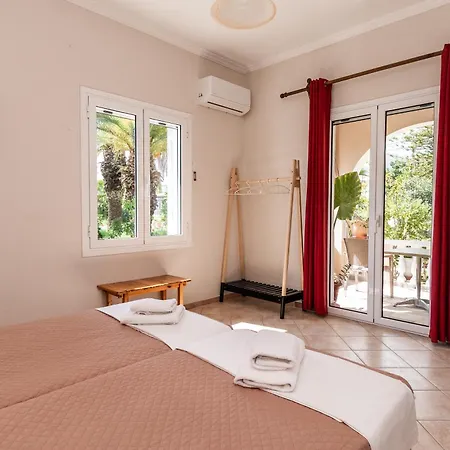Apartment Mentikas Studios Laganas